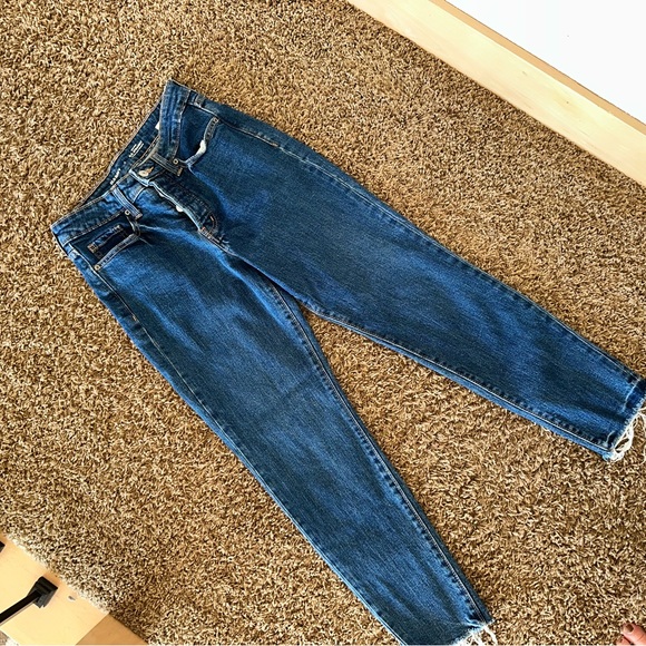 Old navy jeans - Picture 2 of 4